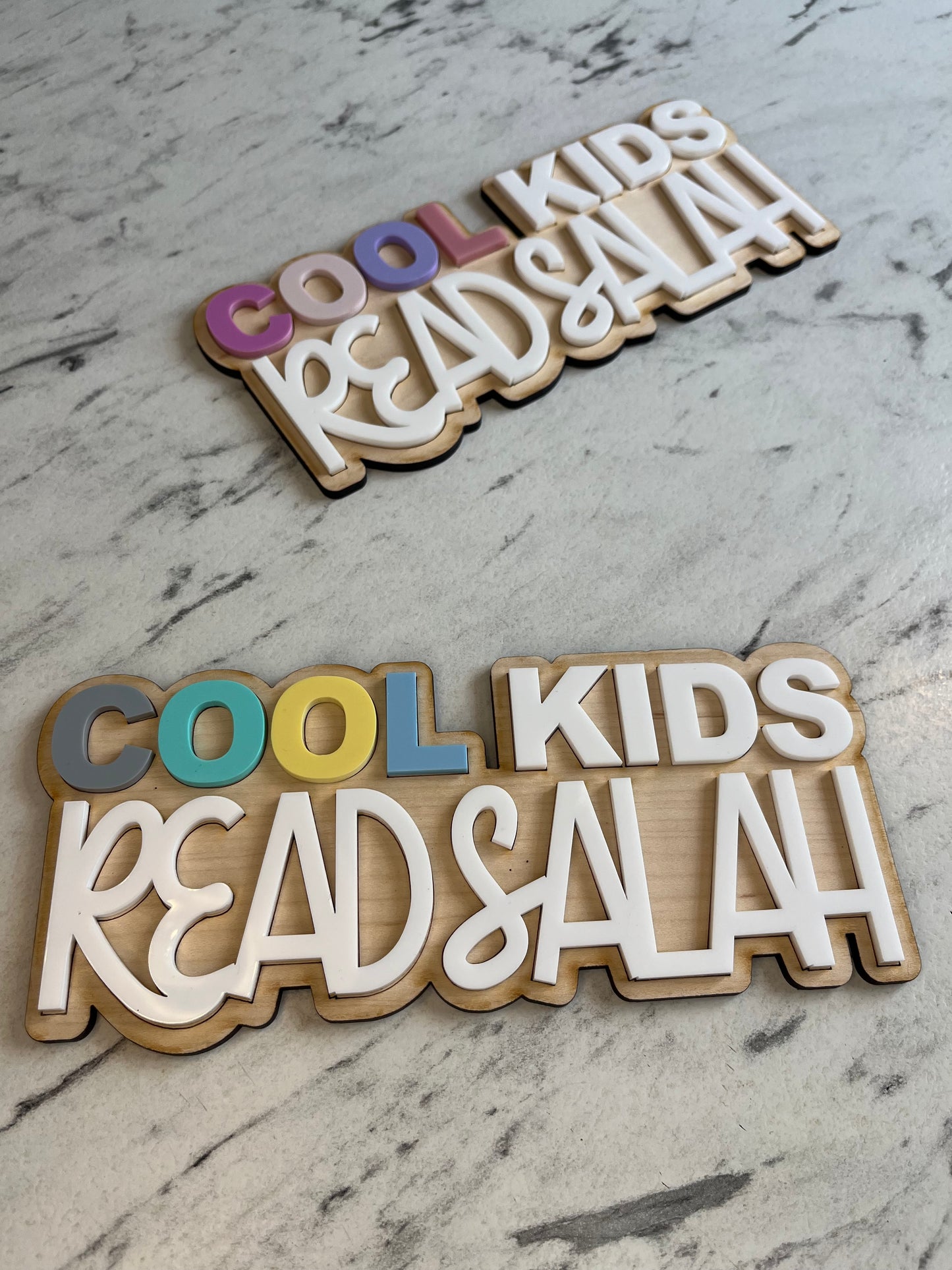Cool kids read Salah pastel