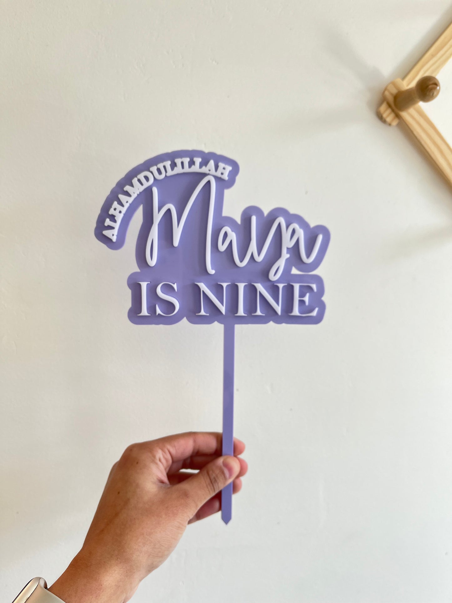 Cake topper