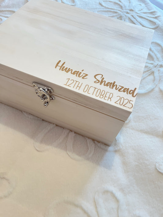 Medium luxury personalised keepsake box