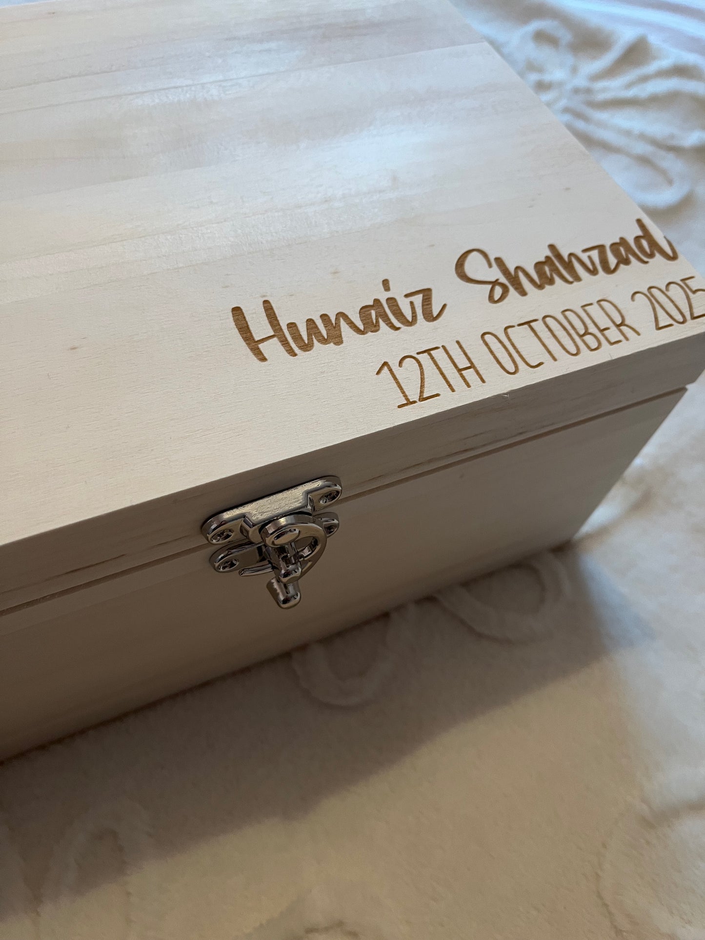 Medium luxury personalised keepsake box