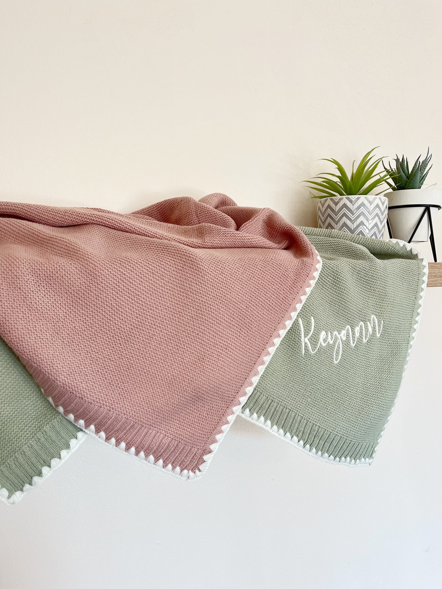 Knitted personalised blanket